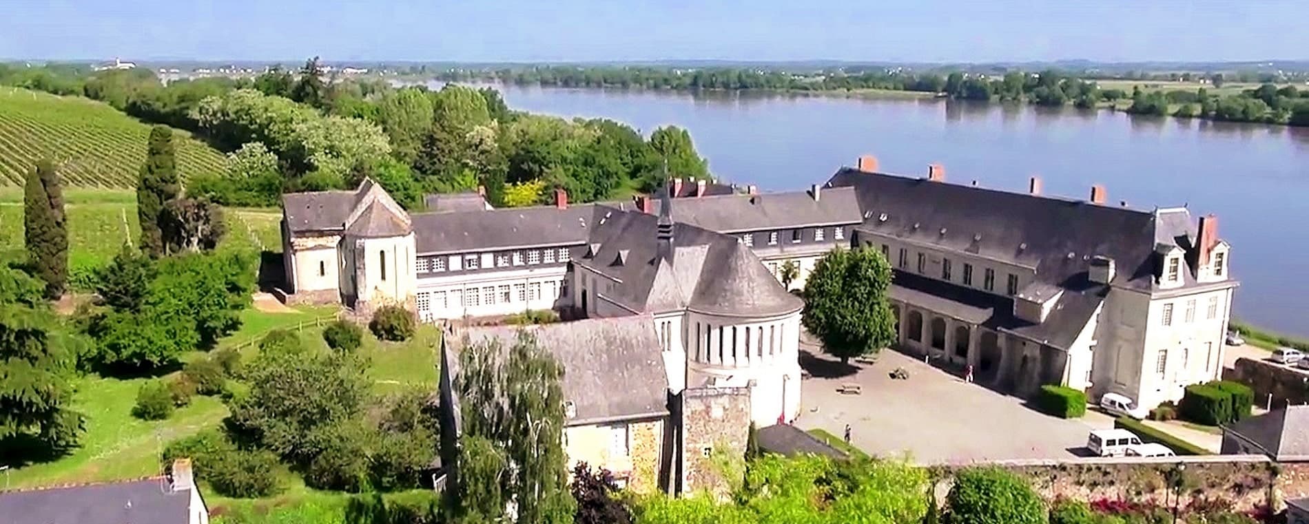 Abbaye de St Maur - colonie de vacances et classes decouvertes