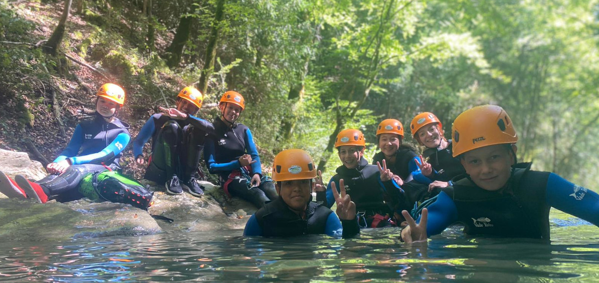 ados activité canyoning été