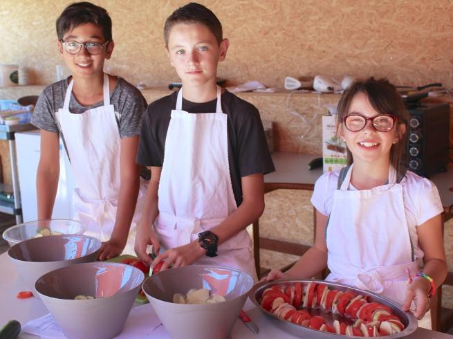 atelier de cuisine pour enfants au printemps