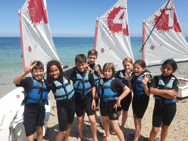 colonie enfant multiactivité en bord de mer