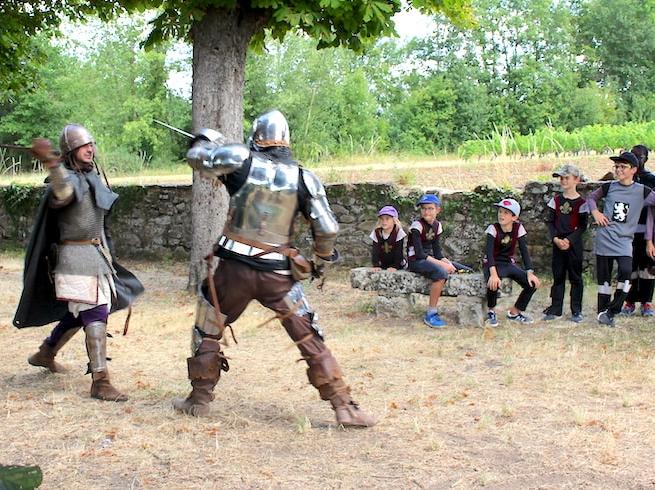 colonie chevalier pendant les vacances d'été