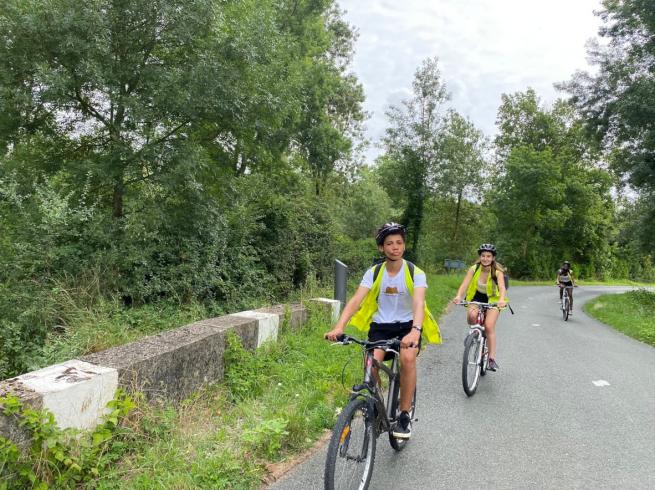 balade à vélo en colonie de vacances