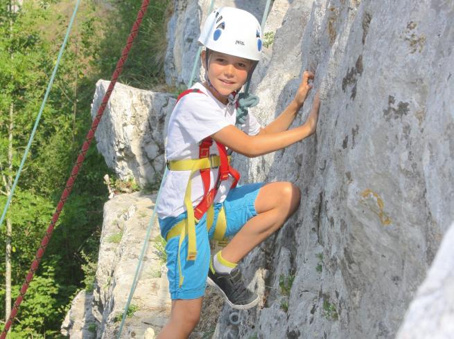 Enfant escalade