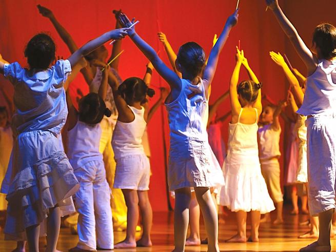 Cours de danse groupe scolaire