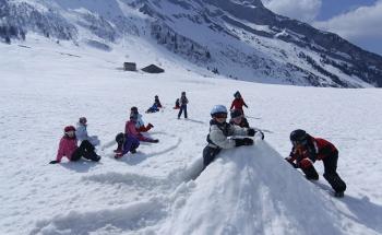 enfant dans la neige