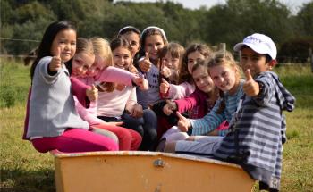 Enfants barque